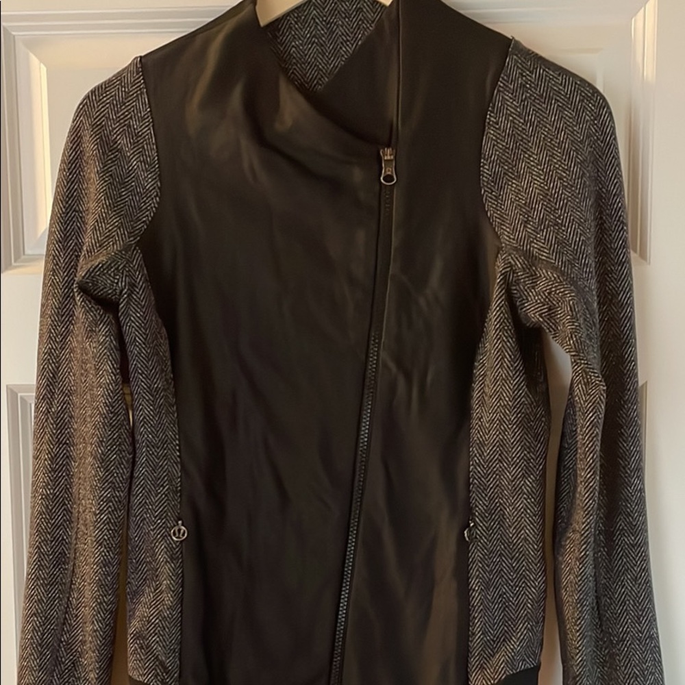 Reversible zip up - Picture 2 of 2